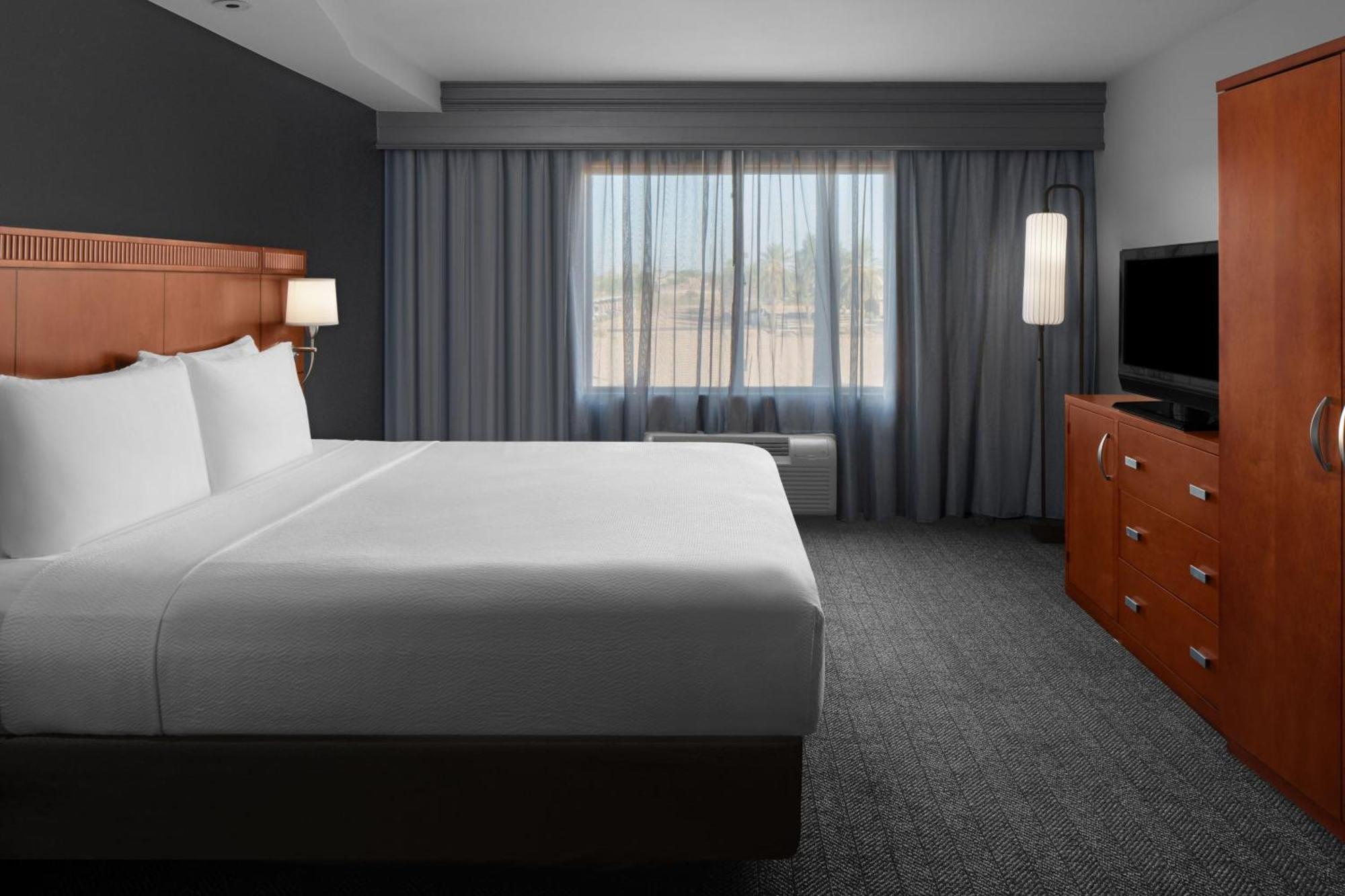 Courtyard By Marriott Phoenix West/Avondale Экстерьер фото