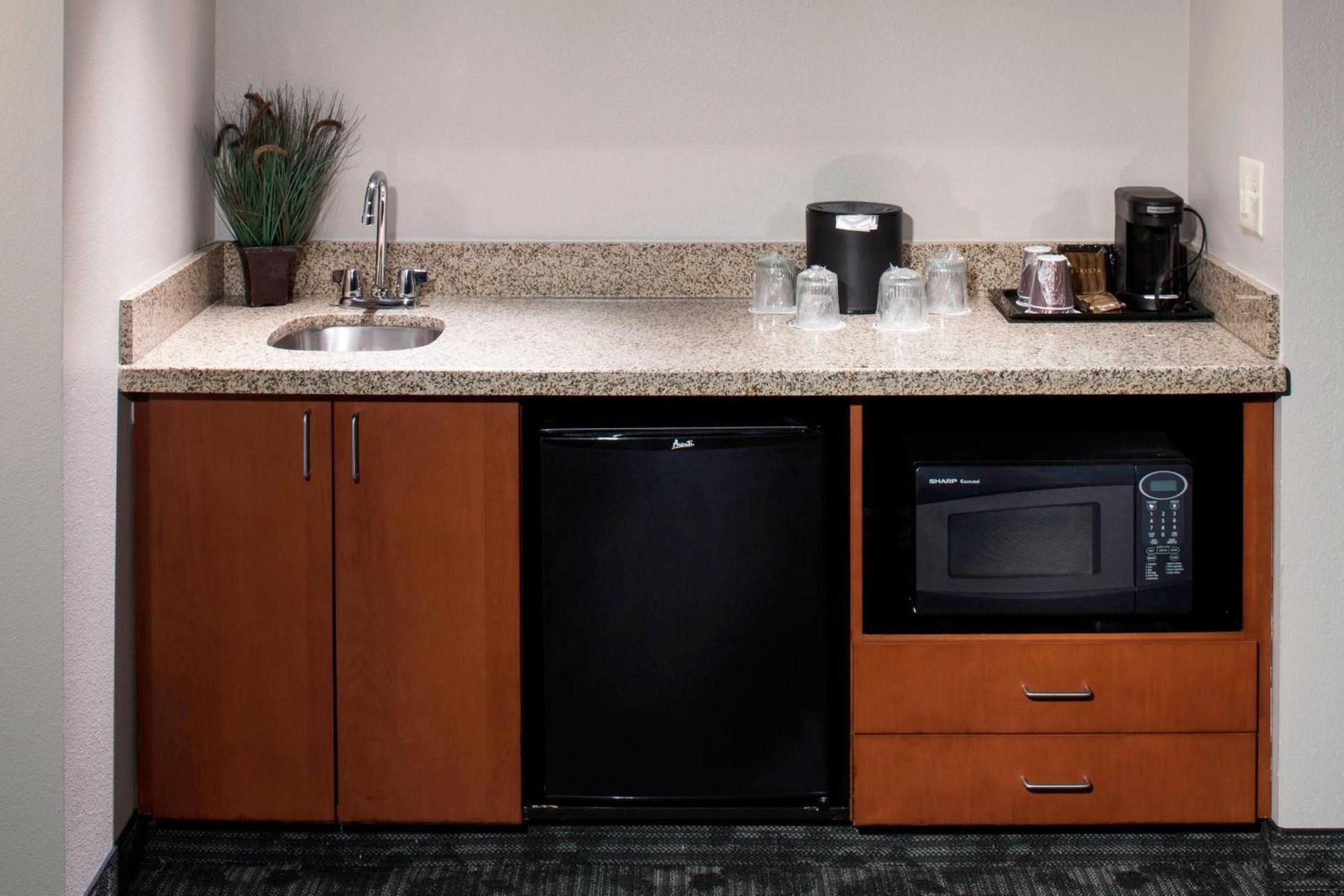 Courtyard By Marriott Phoenix West/Avondale Экстерьер фото